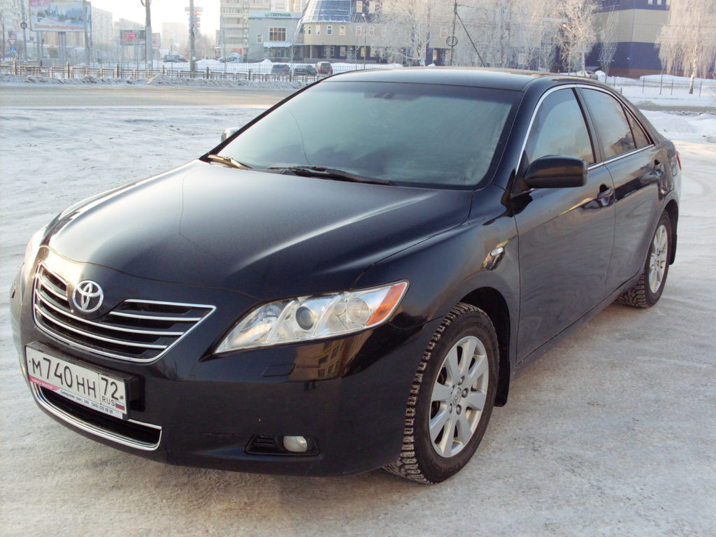 Toyota camry в наличии