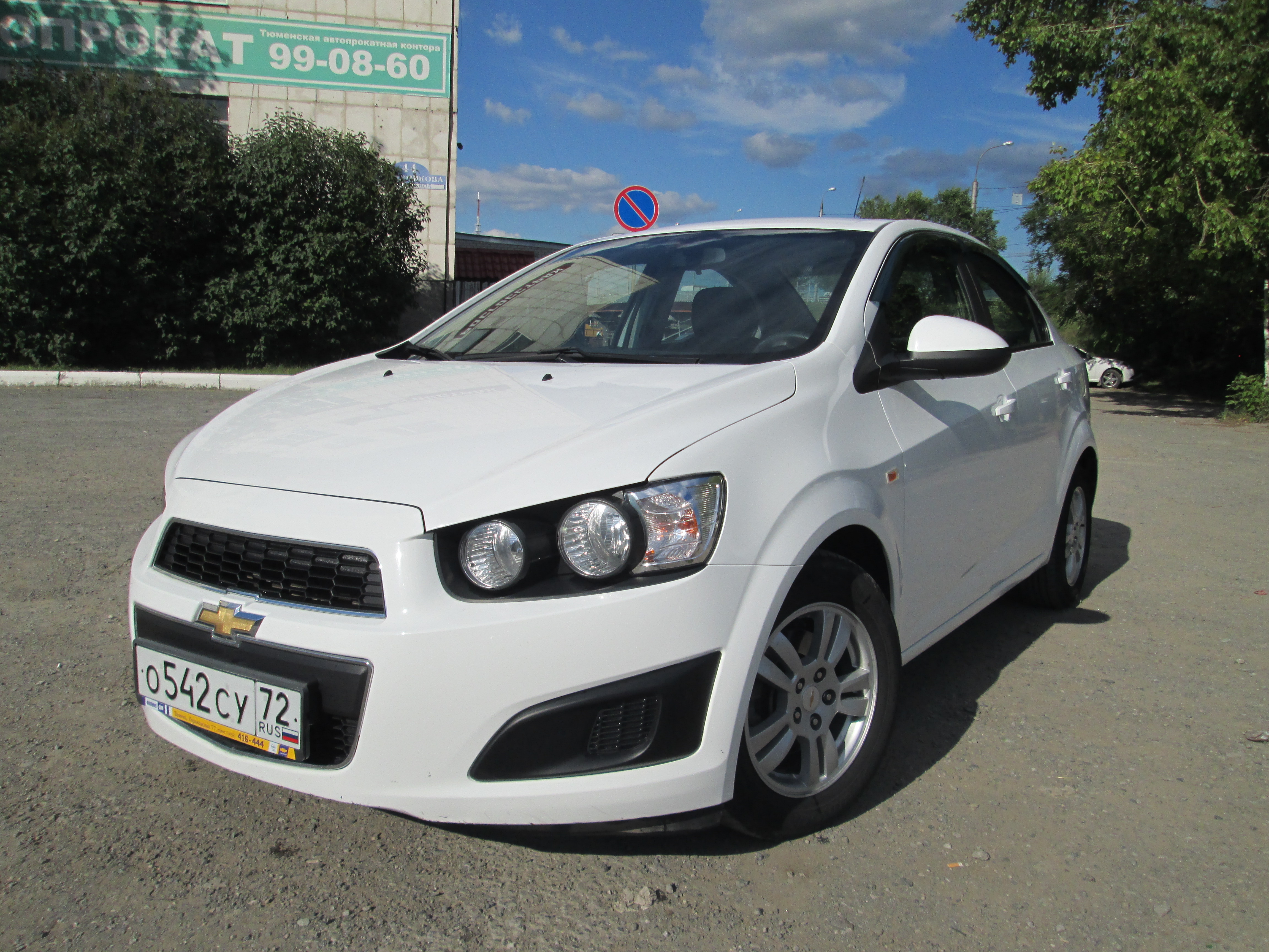 Прокат и аренда Chevrolet Aveo в Тюмени